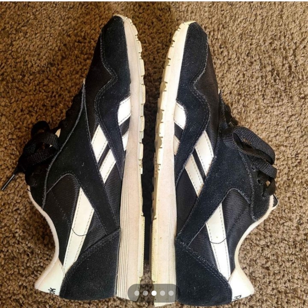 Classic Reebok sneaker - Picture 3 of 5